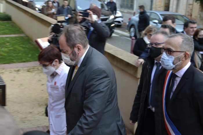 DSC_0868 - François Braun guidé par le docteur Franzin entame sa visite DSC_0868 - François Braun guidé par le docteur Franzin entame sa visite