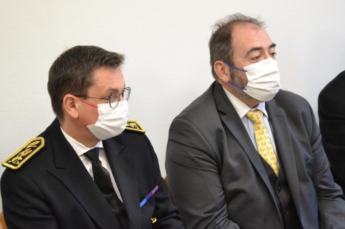 DSC_0898 - Avec le préfet pour un échange avec des praticiens DSC_0898 - Avec le préfet pour un échange avec des praticiens