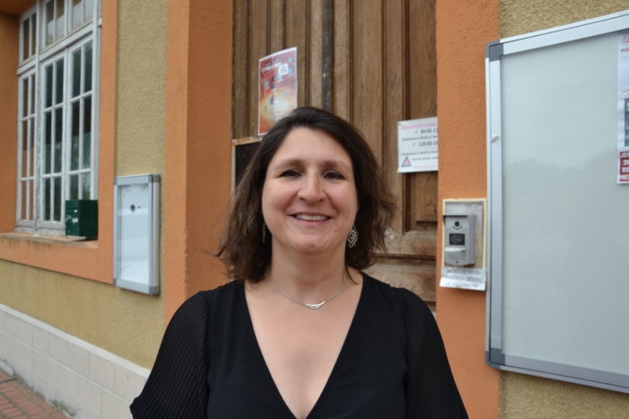 Karine Tran, en charge des petites et grandes sections de 
maternelle Karine Tran, en charge des petites et grandes sections de 
maternelle