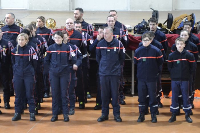 8426B27A-D66D-44F6-BEEF-ED1ABEB4939B_1_201_a - Au moment des discours 8426B27A-D66D-44F6-BEEF-ED1ABEB4939B_1_201_a - Au moment des discours