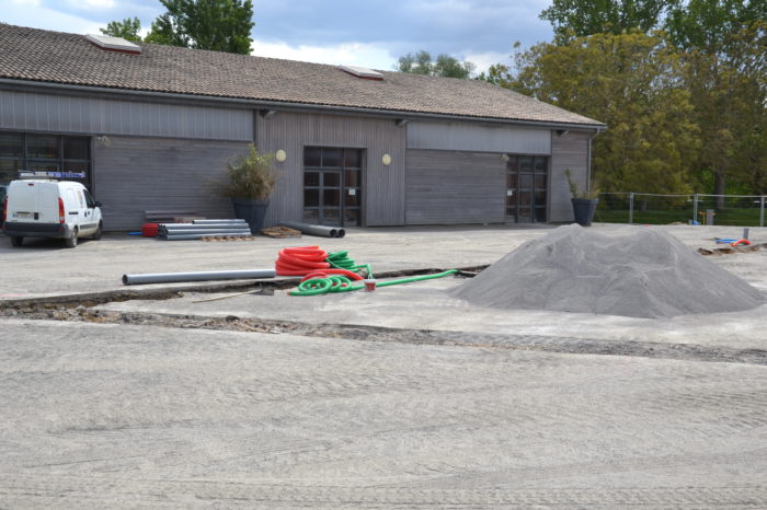 Photo mairie - chantier école provisoire3 - vue du chantier