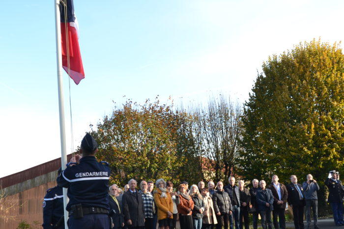 Prise de commandement gendarmerie - novembre 2024 - La levée des couleurs

