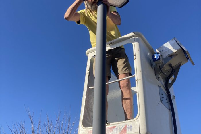 Travaux éclairage base de loisirs