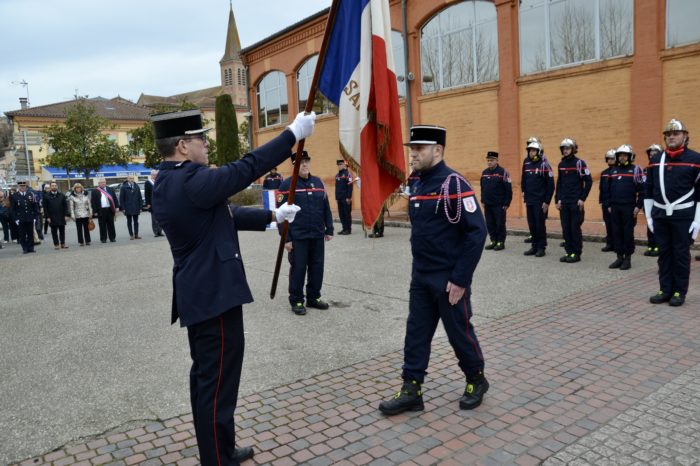 Sainte-Barbe2 2025 - Remise du drapeau symbole de la prise de commandement pour le lieutenant Fortin.
 Sainte-Barbe2 2025 - Remise du drapeau symbole de la prise de commandement pour le lieutenant Fortin.