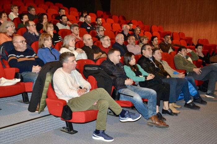 DSC_0608 - Une soixantaine de participants