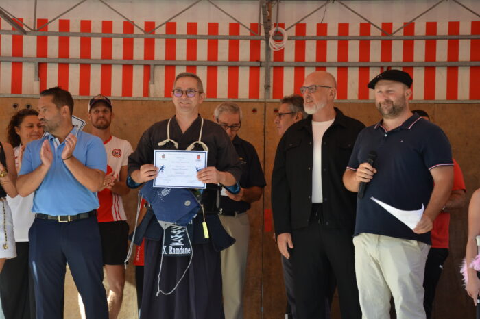Diplôme de réussite sportive - Le kendo primé Diplôme de réussite sportive - Le kendo primé